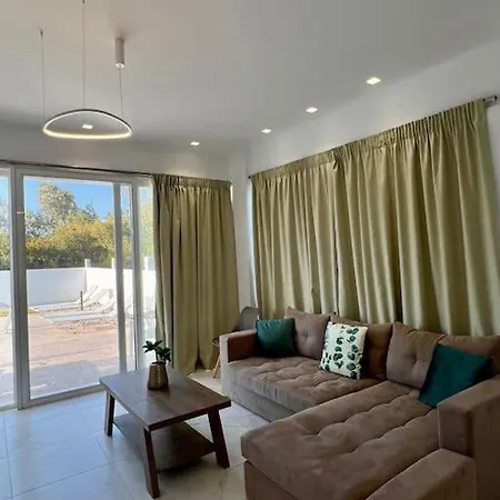 Marinos Villa Kalamákion