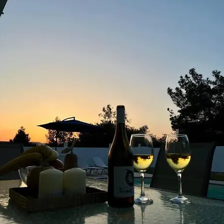 Villa Marinos *
